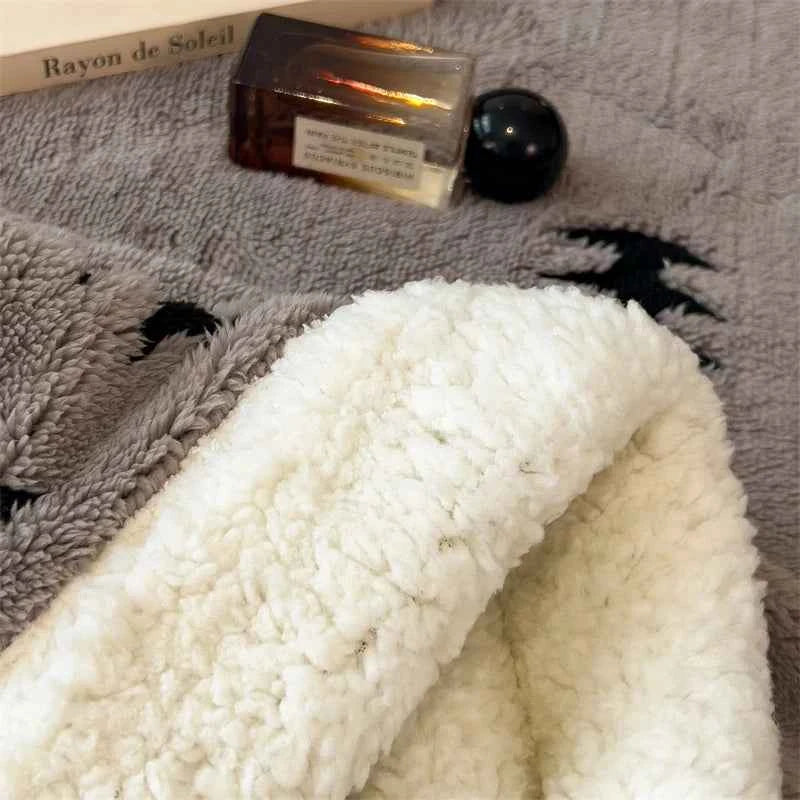 Blanket Quilt New Thickened Cloud-feel Fleece Double-layer  Plush Winter Wool Knee Nap Four Seasons Blankets for Sofas Sleeping