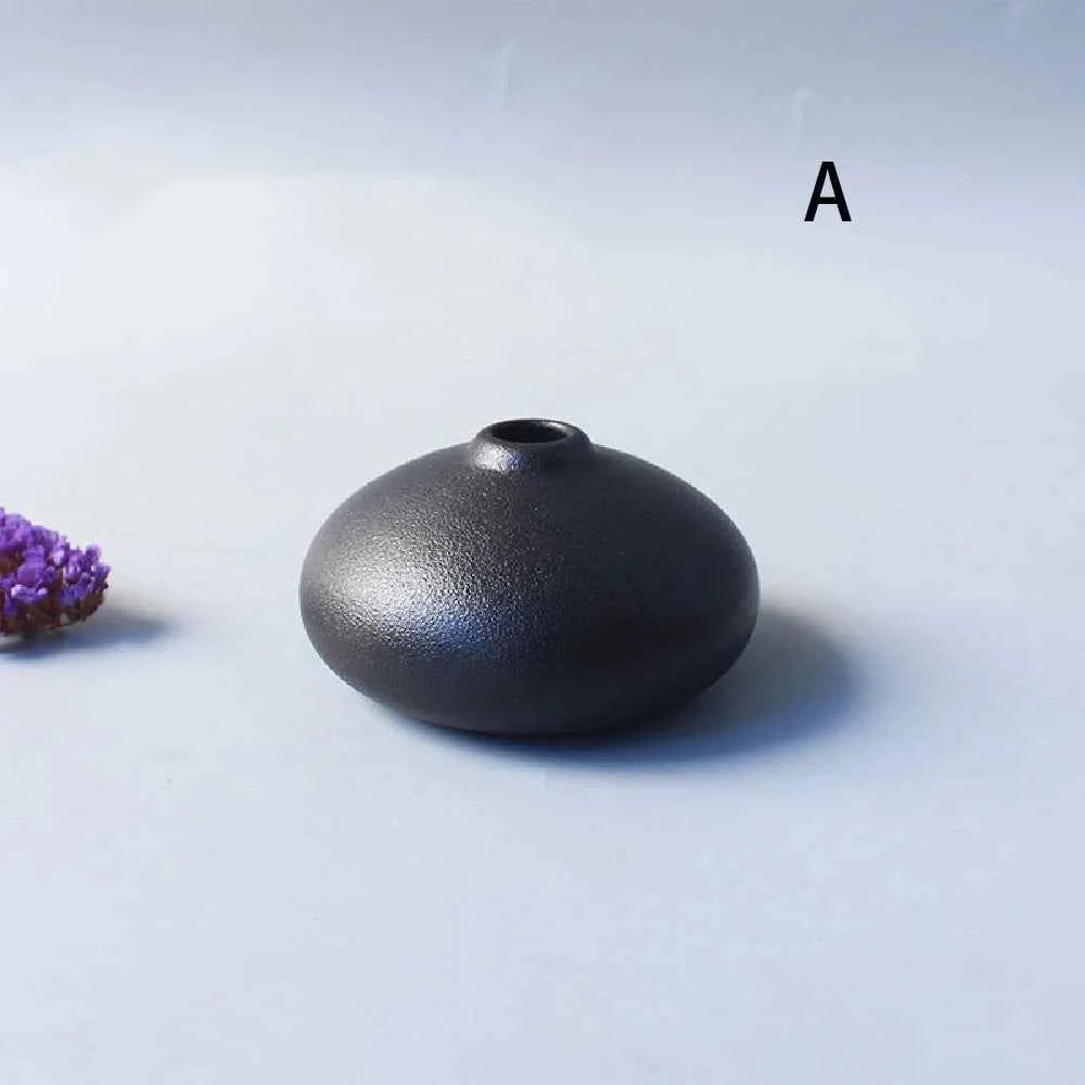 Ceramic Small flower Vase Home Decoration Crafts Tabletop Ornament Simplicity Japanese-style Decoration