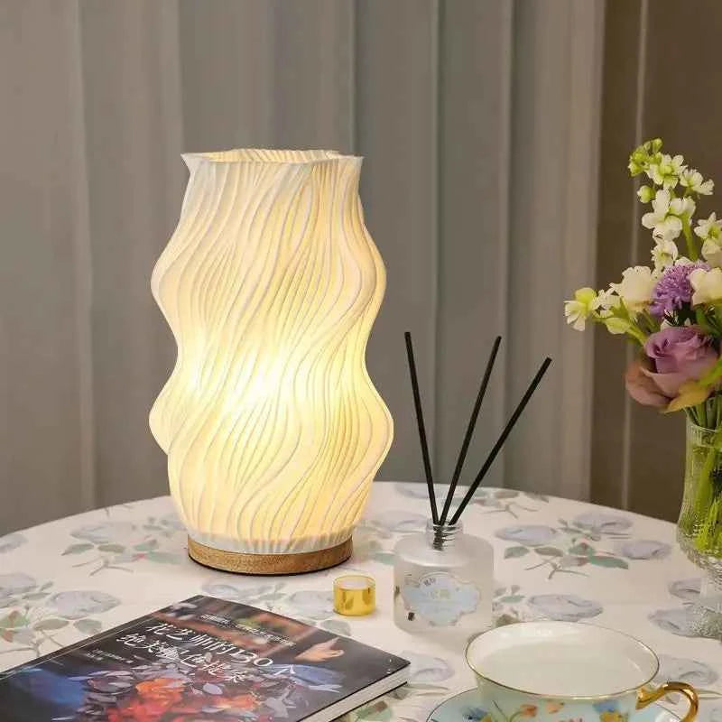 Flower Vase Table Lamp ins Cream Style Creative Atmosphere Light USB Rechargeable Bedside Night Light Desktop Decoration