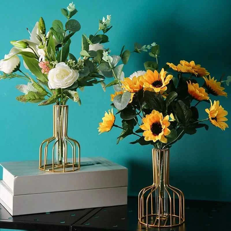 Ornamental Wrought Iron Gold Flower Vase Hollow Design for Home Living Room Decor Artificial Dried Floral Arrangement Container