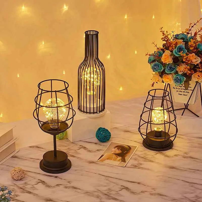 1PC Indoor Iron Wire Cage Design Night Light,Battery-Powered LED Lamp, Decorative Table Lighting for Bedroom, Living Room