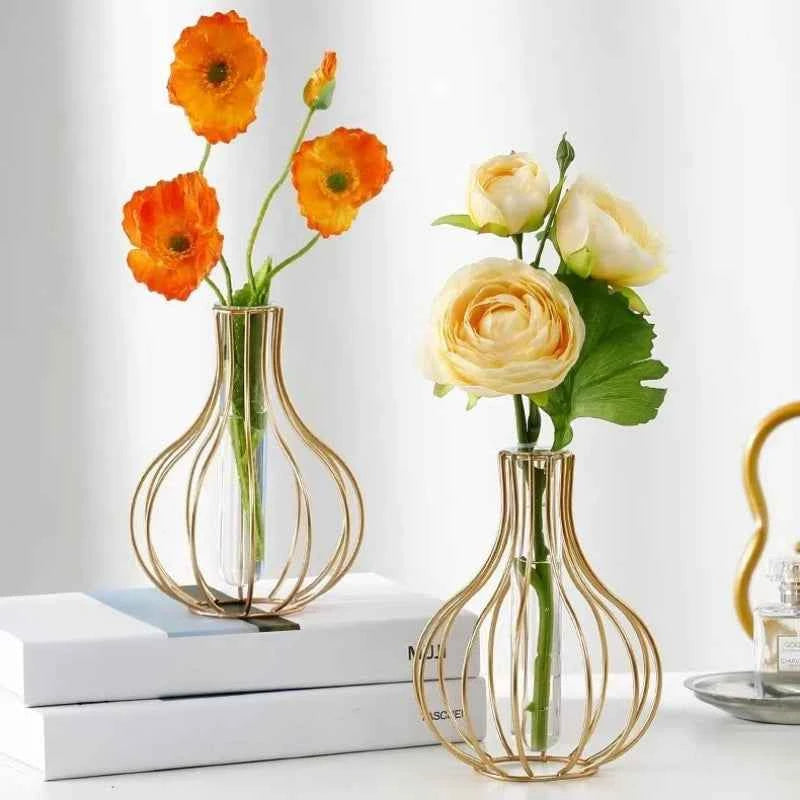 Ornamental Wrought Iron Gold Flower Vase Hollow Design for Home Living Room Decor Artificial Dried Floral Arrangement Container