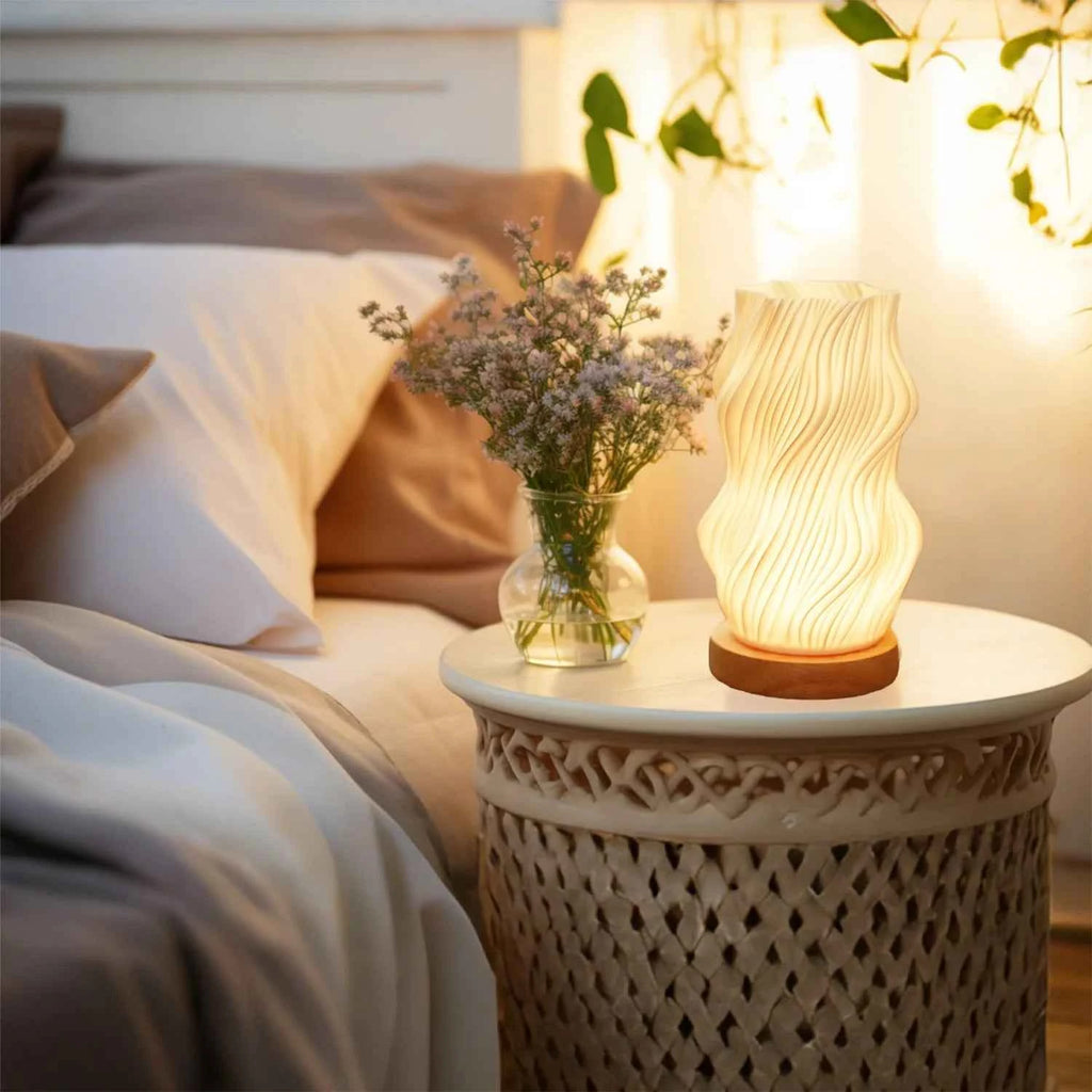 Flower Vase Table Lamp ins Cream Style Creative Atmosphere Light USB Rechargeable Bedside Night Light Desktop Decoration