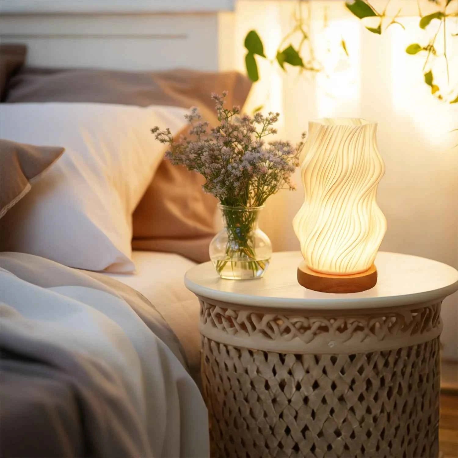 Flower Vase Table Lamp ins Cream Style Creative Atmosphere Light USB Rechargeable Bedside Night Light Desktop Decoration