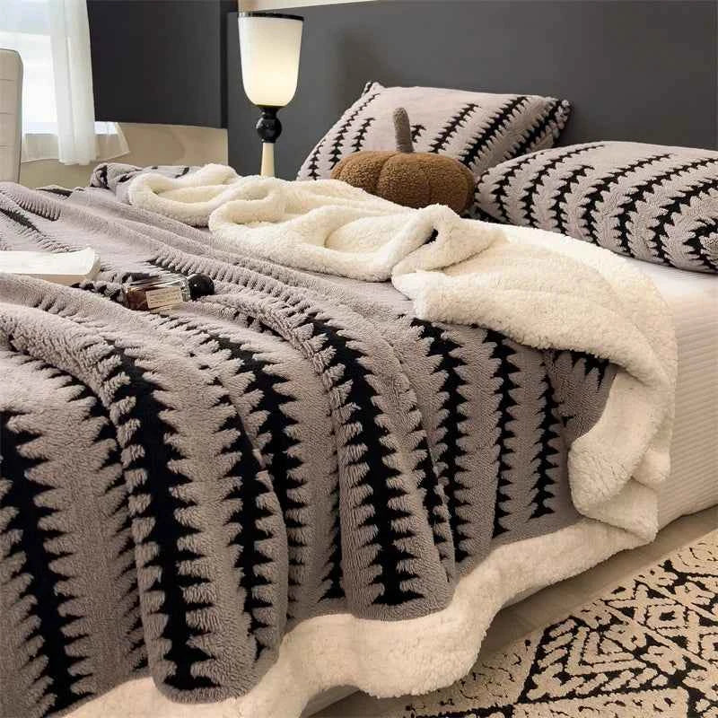 Blanket Quilt New Thickened Cloud-feel Fleece Double-layer  Plush Winter Wool Knee Nap Four Seasons Blankets for Sofas Sleeping