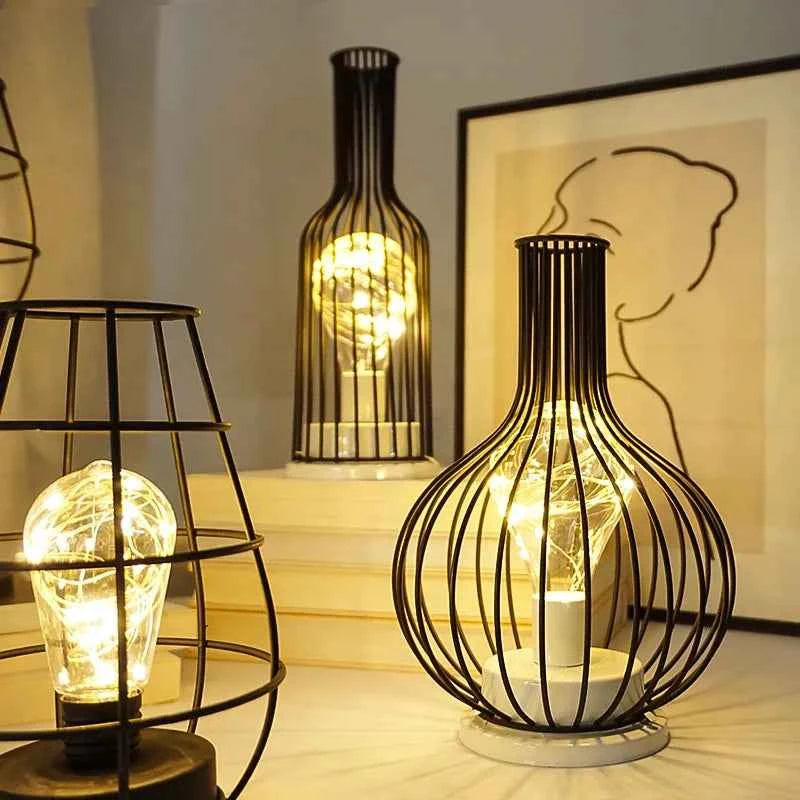 1PC Indoor Iron Wire Cage Design Night Light,Battery-Powered LED Lamp, Decorative Table Lighting for Bedroom, Living Room