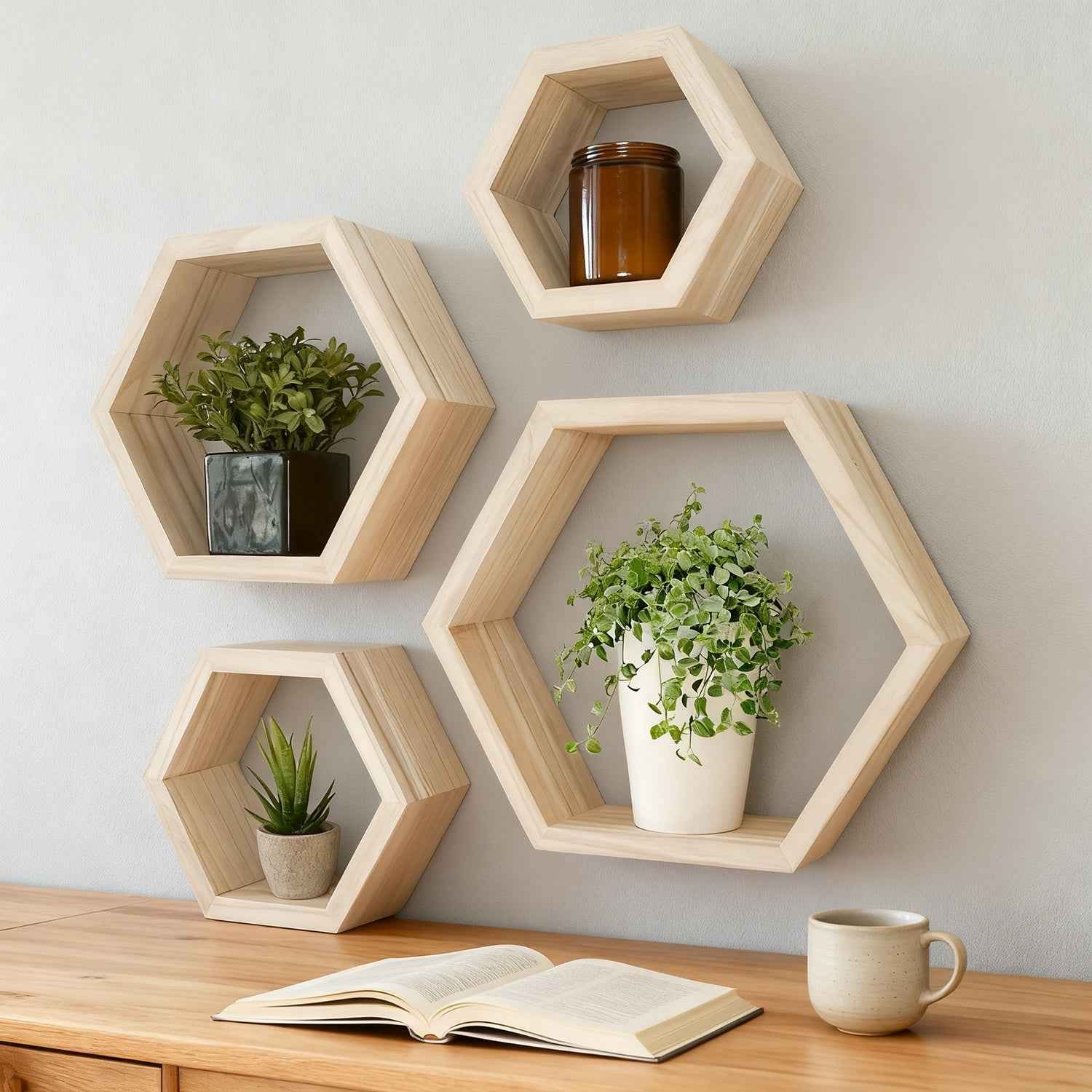 4pcs Large Wooden Hexagonal Wall Shelves, Open Display Design, Style Hexagon Geometric Profile Connecting Minimalist Aesthetic and Christmas Warm Atmosphere, Suitable For Christmas Home Wall Decor, Holiday Ambiance Enhancemen